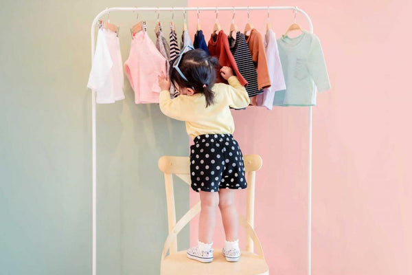 Minimalism: How to Create A Capsule Wardrobe for Your Baby OETEO Singapore
