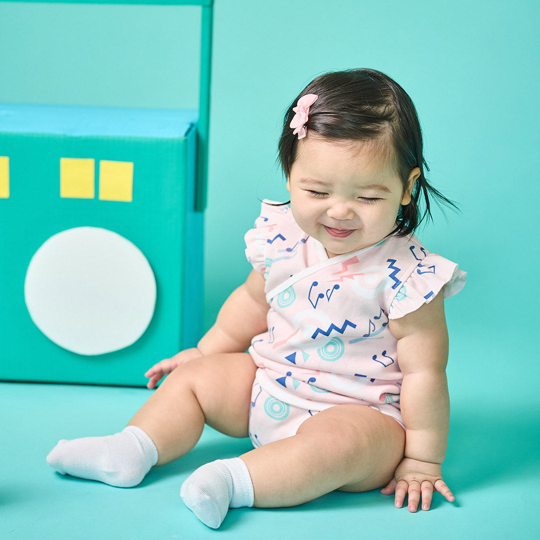 a baby girl dressed Mixtape Ohayo Easyeo Baby Romper 3pc Bundle (Blue) | Oeteo Singapore